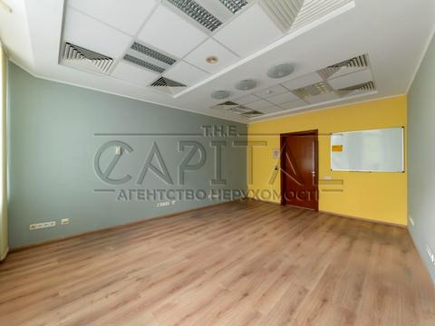 комерційна за адресою Київ, Полтавська вул., 94