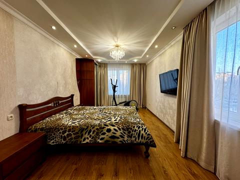 квартира по адресу Космонавтов ул., 74