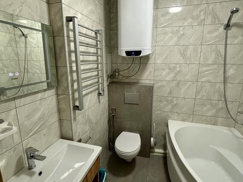 квартира за адресою Михайла Максимовича вул. (Онуфрія Трутенка), 32-Б