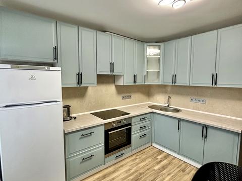 квартира за адресою Михайла Максимовича вул. (Онуфрія Трутенка), 32-Б