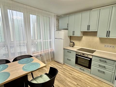 квартира за адресою Михайла Максимовича вул. (Онуфрія Трутенка), 32-Б