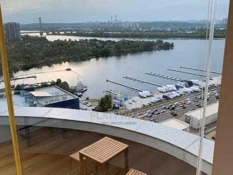 квартира за адресою Дніпровська набережна вул., 19