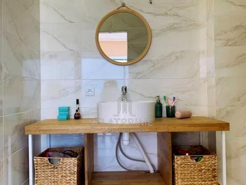 квартира за адресою Дніпровська набережна вул., 19