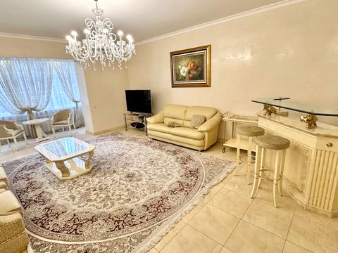 квартира по адресу Кропивницкого ул., 8