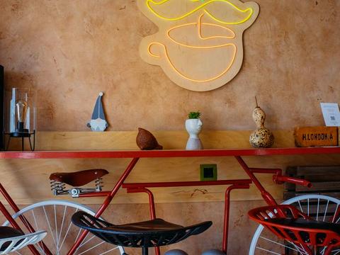 коммерческая по адресу Степана Бандеры пер. (Рыбалко Маршала), 15