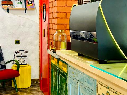 коммерческая по адресу Степана Бандеры пер. (Рыбалко Маршала), 15