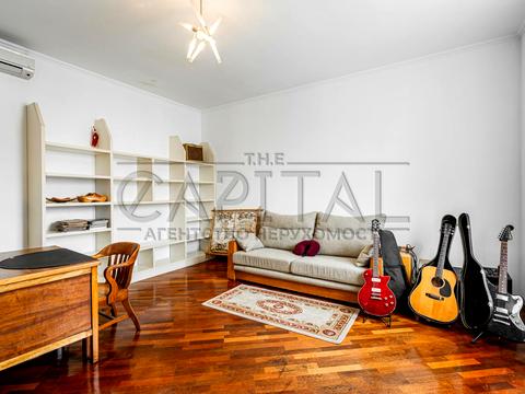 комерційна за адресою Велика Васильківська вул. (Червоноармійська), 18