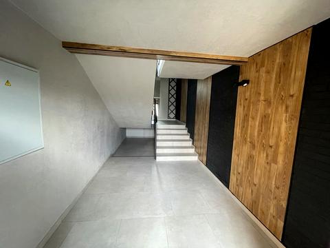 квартира за адресою Коритнянська вул., 21