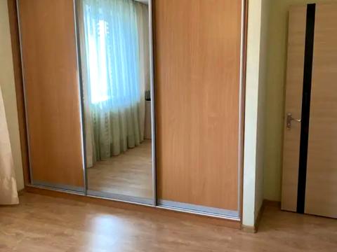 квартира за адресою Космічна вул., 3