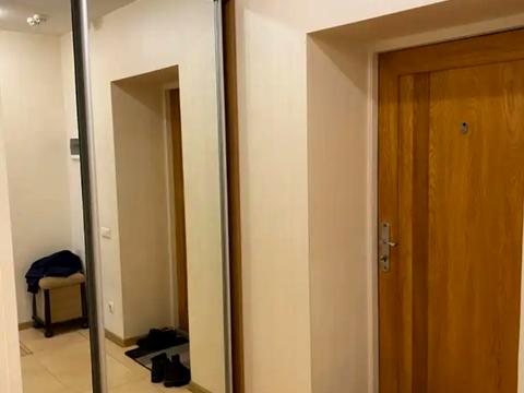 квартира за адресою Космічна вул., 3