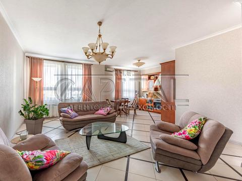 квартира по адресу Шота Руставели ул., 44