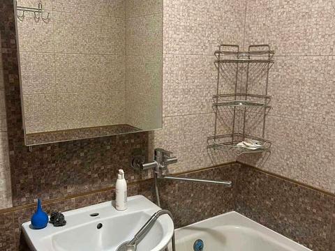 квартира за адресою Поезії вул. (Грибоєдова), 13