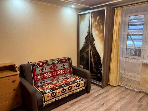 квартира за адресою Поезії вул. (Грибоєдова), 13