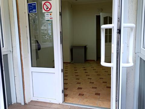 комерційна за адресою Київська вул., 18