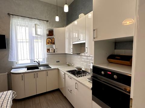 квартира за адресою Ярослава Мудрого вул., 58