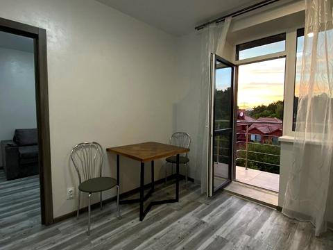 квартира за адресою Олени Теліги, 15