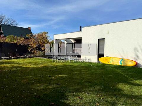 будинок за адресою 42-га Садова вул.