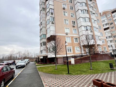 квартира за адресою Бориса Гмирі вул., 2