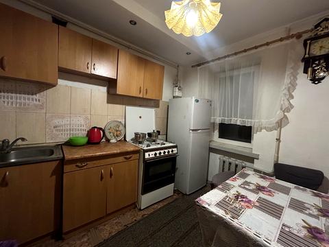 квартира за адресою Молоді просп., 4