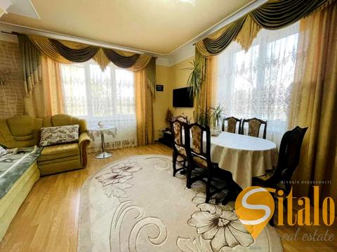 квартира за адресою Миколи Зерова вул., 11