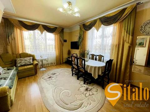 квартира за адресою Миколи Зерова вул., 11