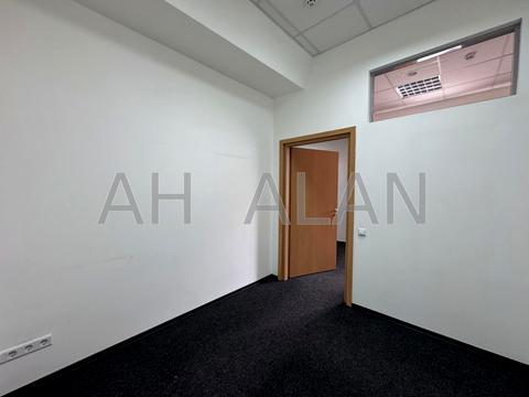 комерційна за адресою Дениса Монастирського вул. (Василя Сурікова), 3А