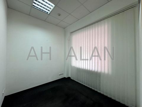 комерційна за адресою Дениса Монастирського вул. (Василя Сурікова), 3А