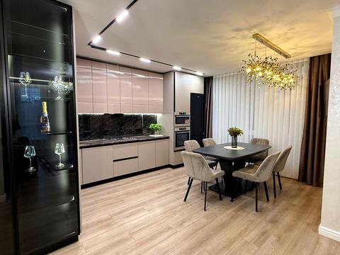 квартира по адресу Героїв Миколаєва ул., 1