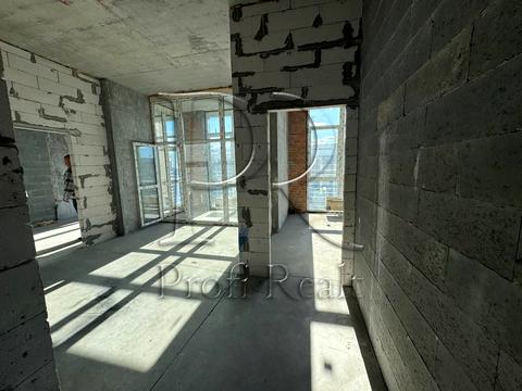 квартира за адресою Причальна вул., 8