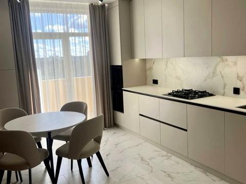 квартира по адресу Угорская ул., 14