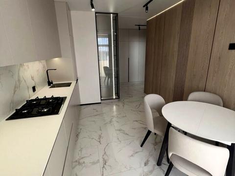 квартира по адресу Угорская ул., 14