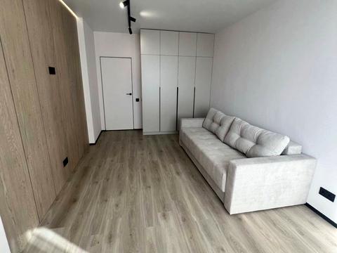 квартира по адресу Угорская ул., 14