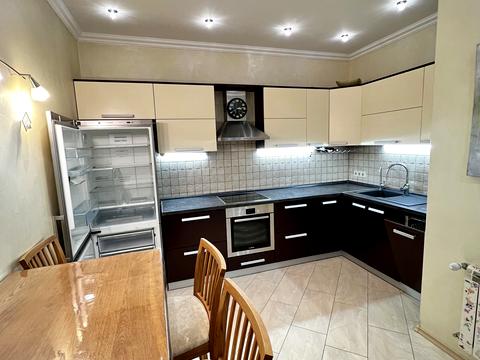 квартира за адресою Середньофонтанська вул., 19в