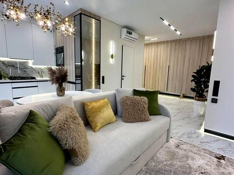 квартира за адресою 24 Серпня вул., 2