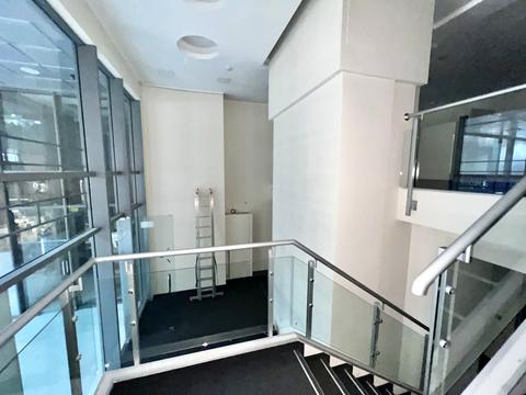 комерційна за адресою Грецька вул., 17/19