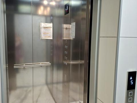 квартира по адресу Владислава Бувалкина ул., 60-Б