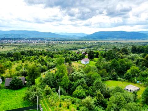 ділянка за адресою смт. Верхнє Синьовидне, 