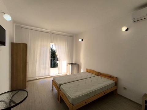 коммерческая по адресу Студентська, 27