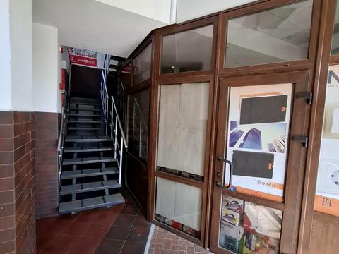 коммерческая по адресу Грушевского ул., 2