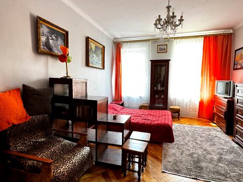 квартира за адресою Богдана Хмельницького вул., 30