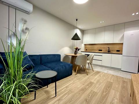 квартира по адресу Салютная ул., 2