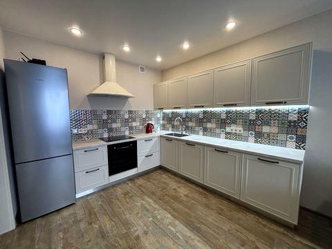 квартира по адресу Князя Романа Мстиславича ул. (Генерала Жмаченка), 22