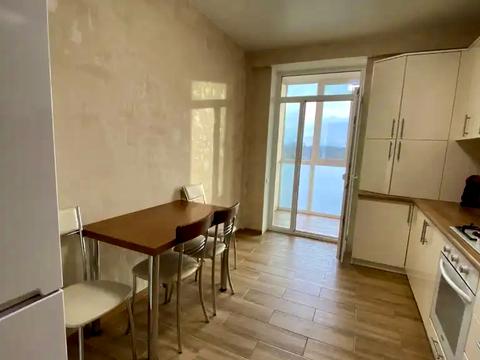 квартира за адресою Кобзаря бульв., 4