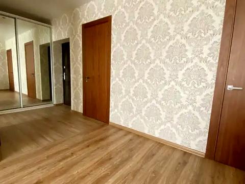 квартира за адресою Кобзаря бульв., 4