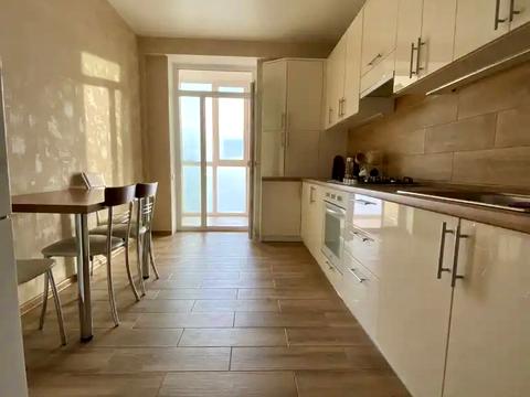 квартира за адресою Кобзаря бульв., 4