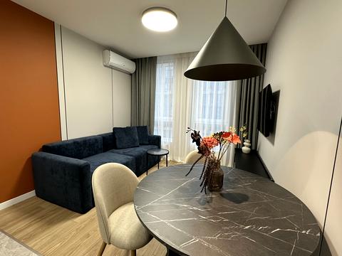 квартира за адресою Салютна вул., 2к17