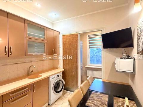 квартира за адресою Сабурівська вул. (Серп і Молот), 43