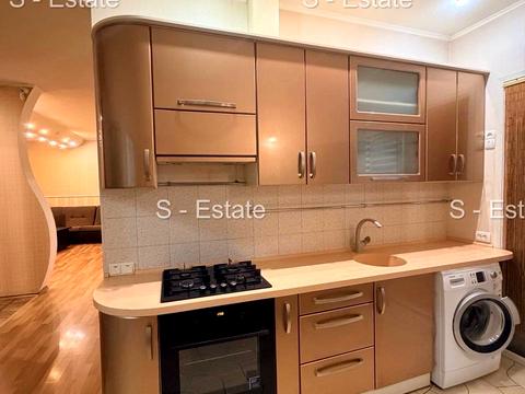 квартира за адресою Сабурівська вул. (Серп і Молот), 43