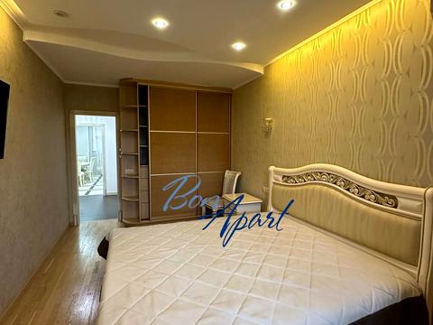 квартира за адресою Авіаконструктора Ігоря Сікорського вул. (Танкова), 1