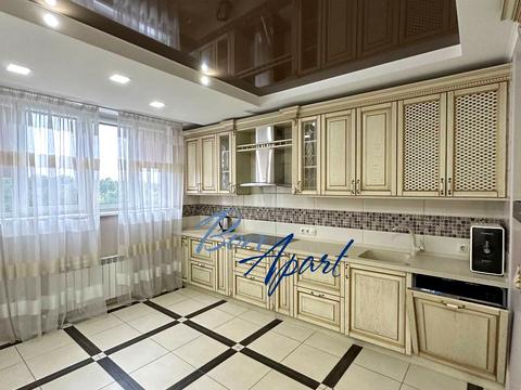 квартира за адресою Авіаконструктора Ігоря Сікорського вул. (Танкова), 1